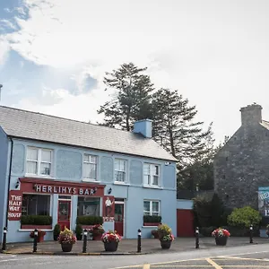 Apartment Herlihy's, Half-way-house, Farranfore