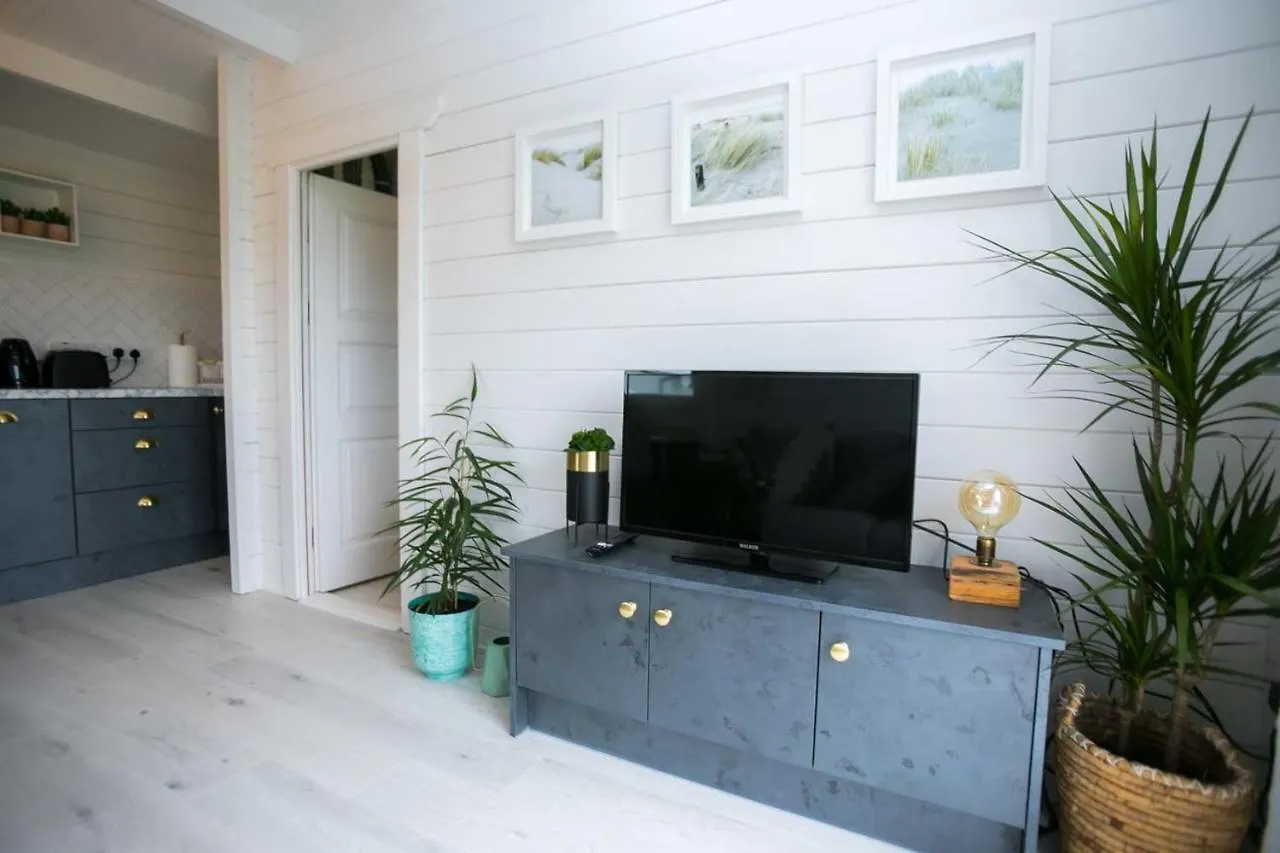 The Paddocks Cabin - Stylish, Cozy & Private Killarney 0*,